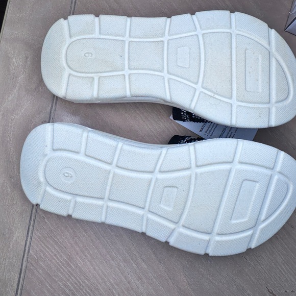 NWT NIB Aqua Collage Stylish Black w rhinestones Slide Sandals Womens Sz 6 - Picture 8 of 14